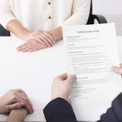 Procurando emprego?